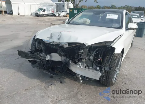 2019 Mercedes-Benz S 560 z USA, uszkodzony, nr VIN WDDUG8DB3KA433869